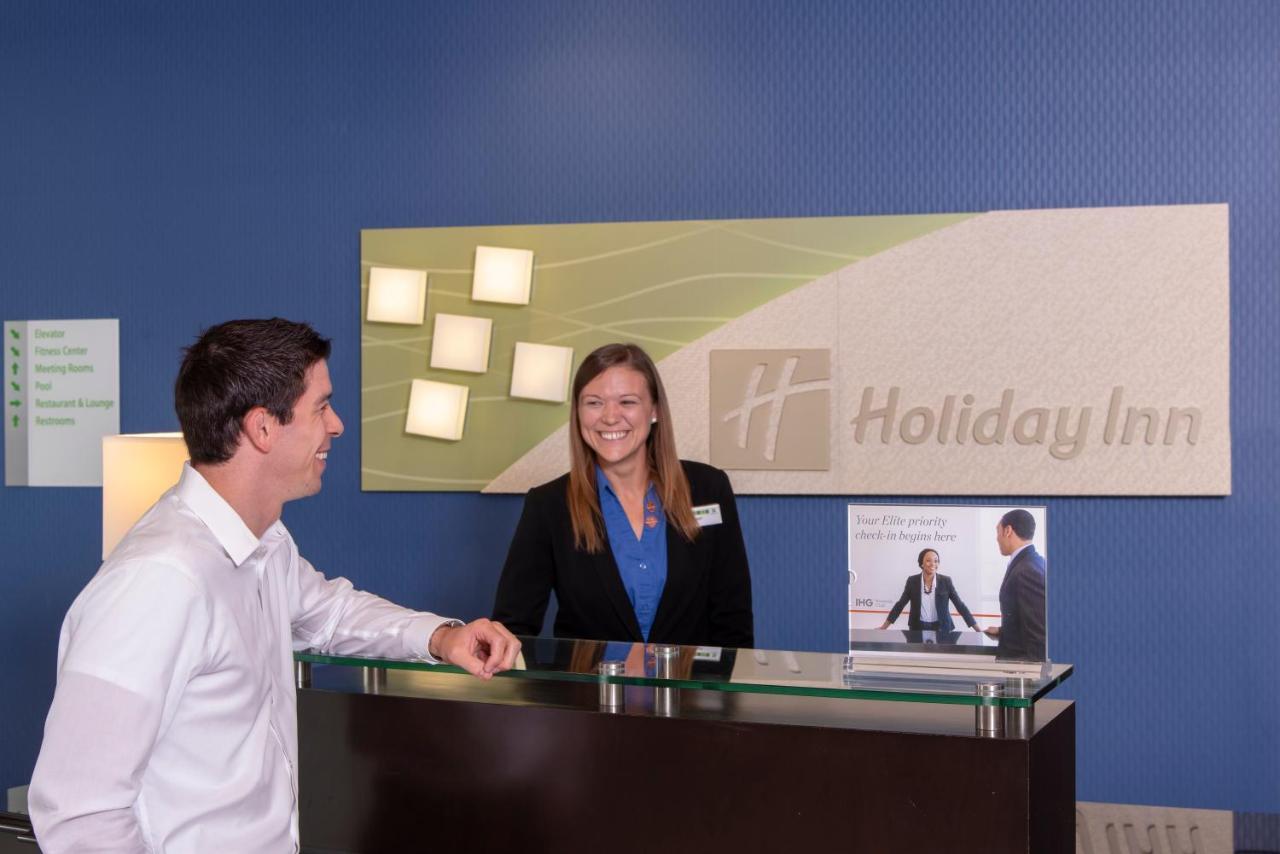 Holiday Inn Indianapolis Airport, An Ihg Hotel Exterior photo